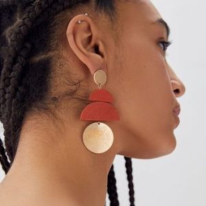 Urban Outfitters Jana wood statement drop earrings, black and gold.